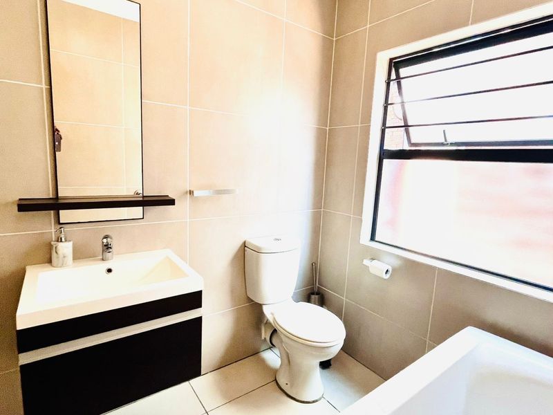 Apartment For Sale in The William Estate - Photo 5