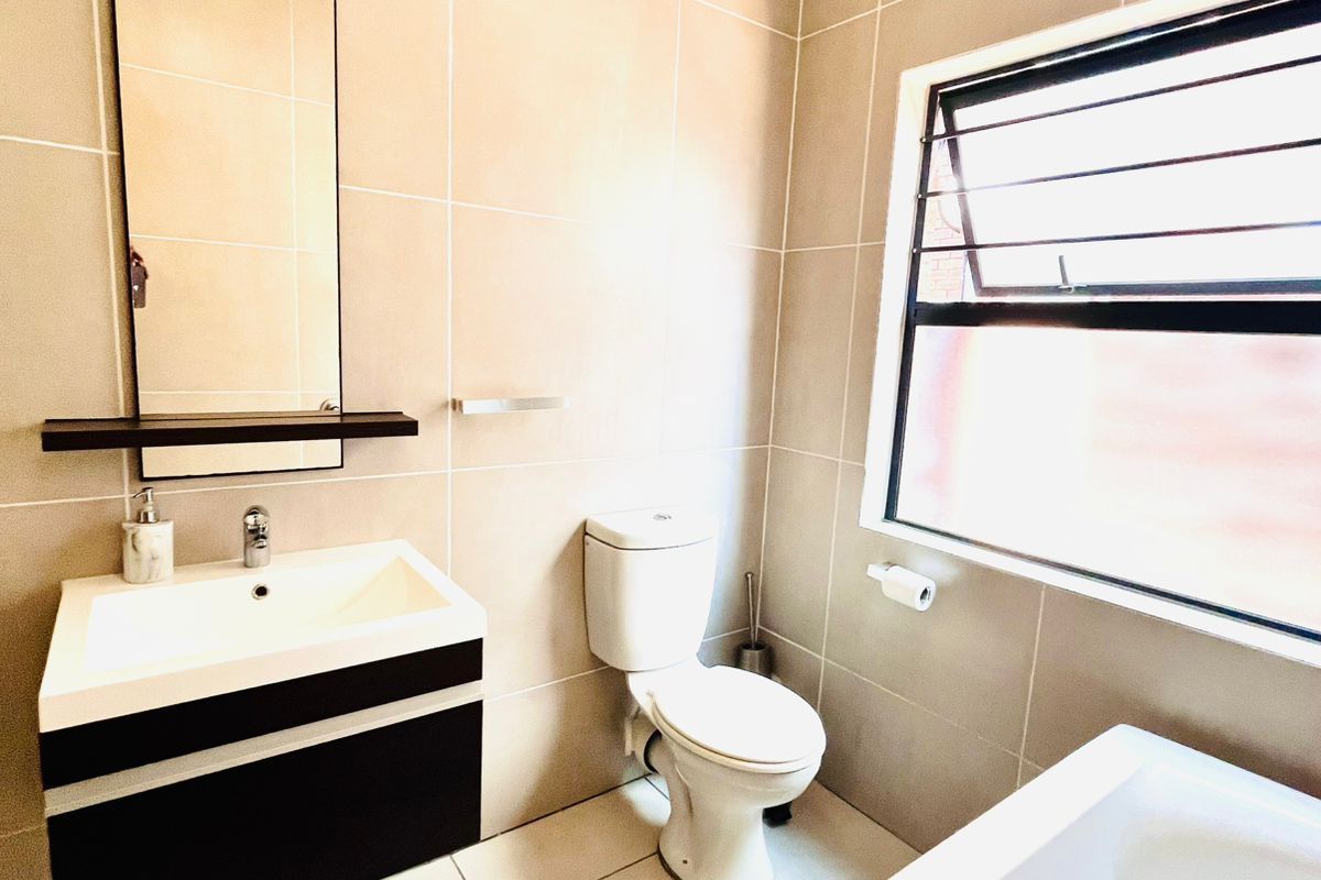 Apartment For Sale in The William Estate - Photo 5