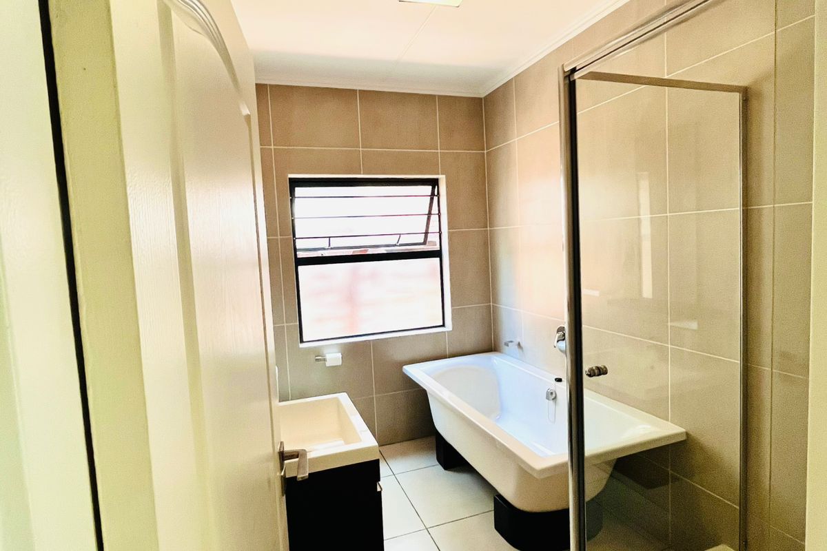 Apartment For Sale in The William Estate - Photo 3