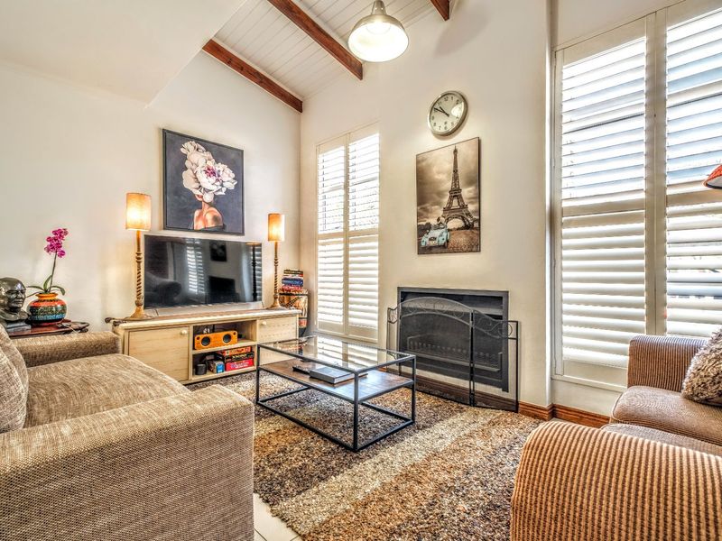 Townhouse For Sale in Brooklyn - Photo 3