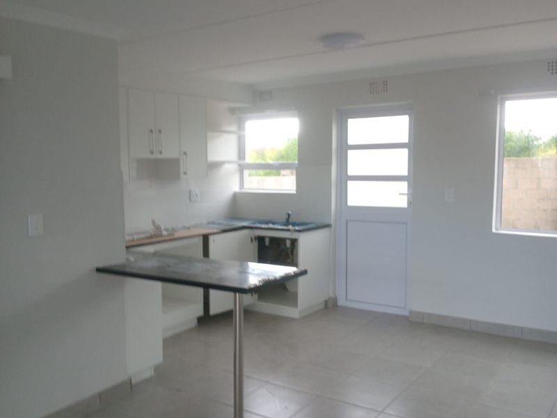 Townhouse For Sale in Bardale Village - Photo 7