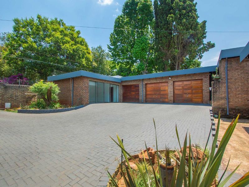 House For Sale in Helderkruin - Photo 2