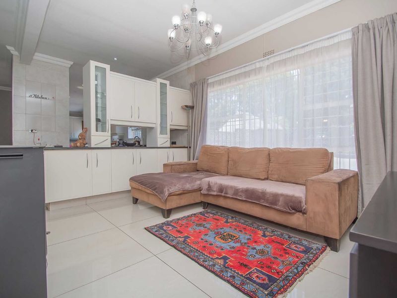 House For Sale in Helderkruin - Photo 10