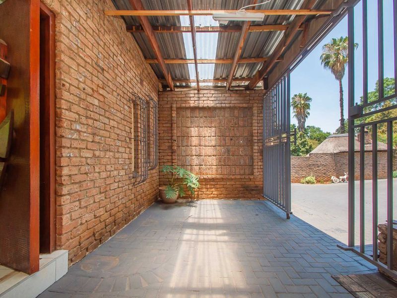 House For Sale in Helderkruin - Photo 3