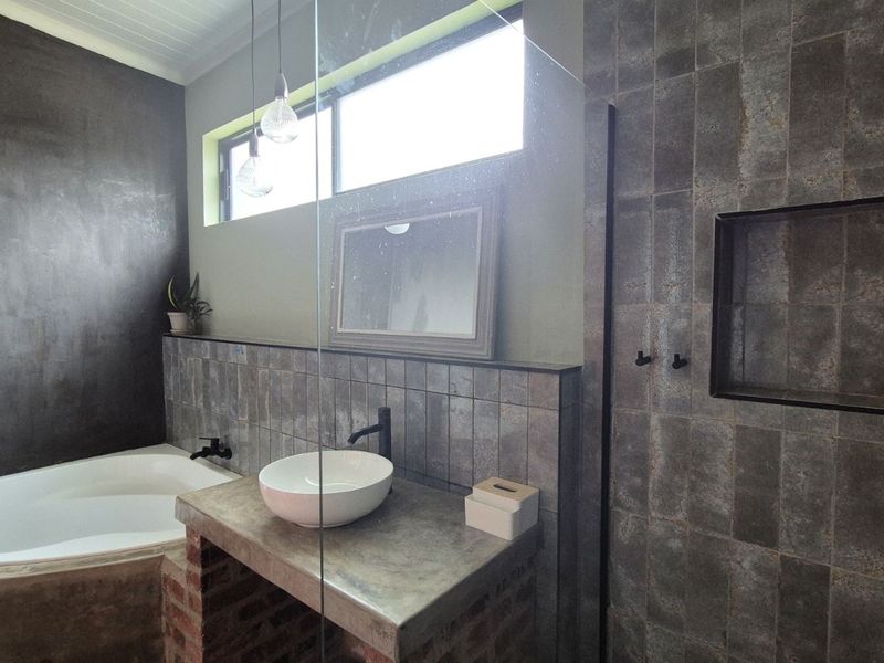 House For Sale in Lydenburg Central - Photo 7