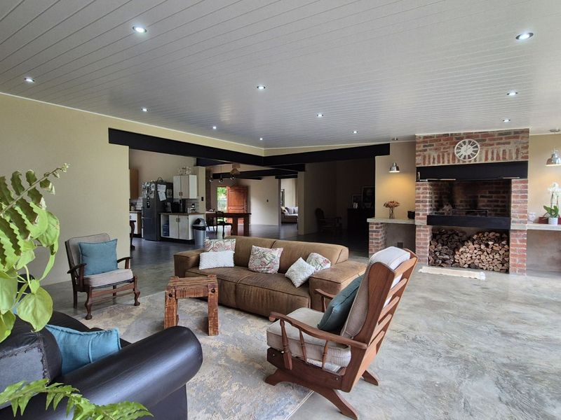 House For Sale in Lydenburg Central - Photo 5