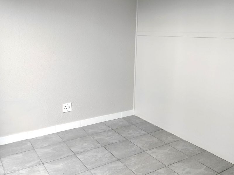 Townhouse For Sale in Horison Park - Photo 9