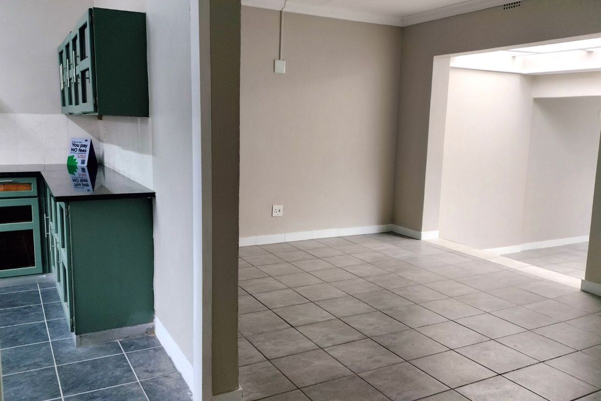 Townhouse For Sale in Horison Park - Photo 5