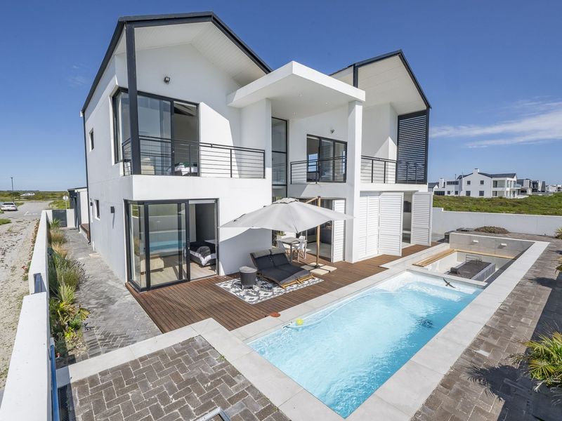 House For Sale in Dwarskersbos - Photo 2