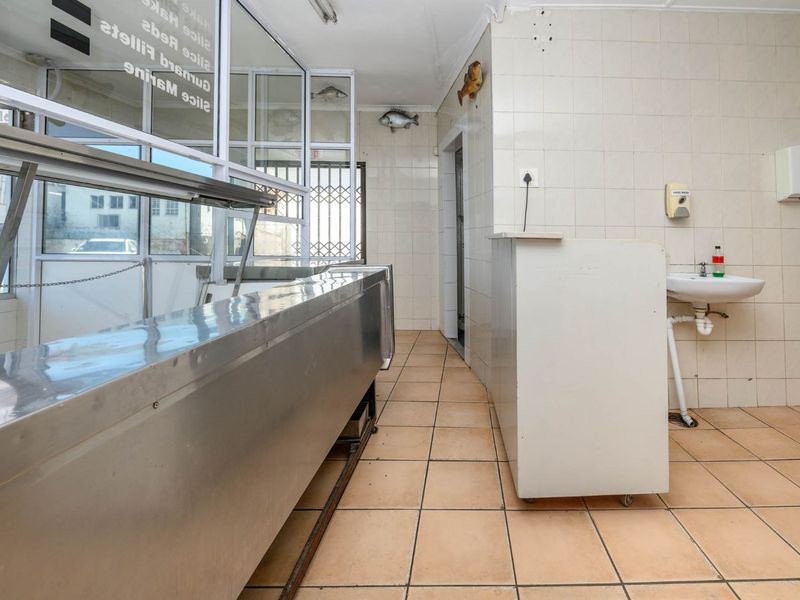 Industrial For Sale in Korsten - Photo 2