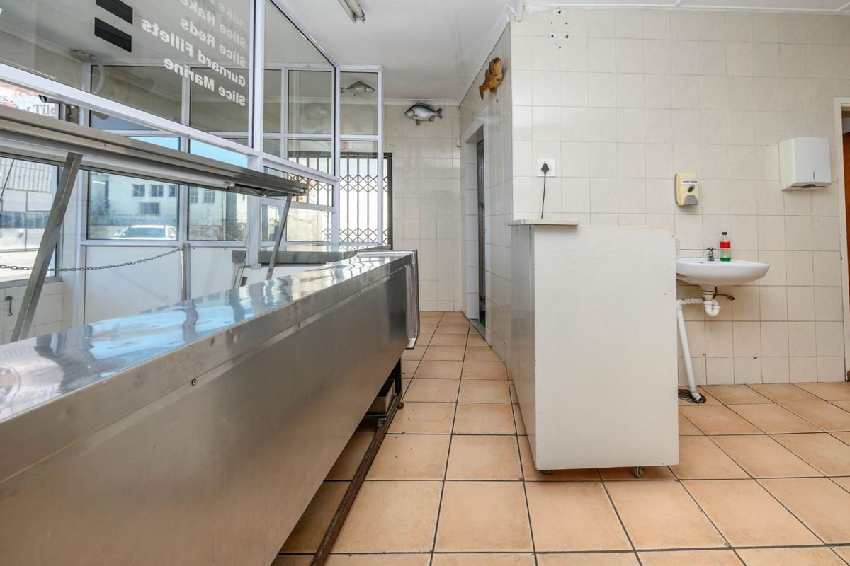 Industrial For Sale in Korsten - Photo 2