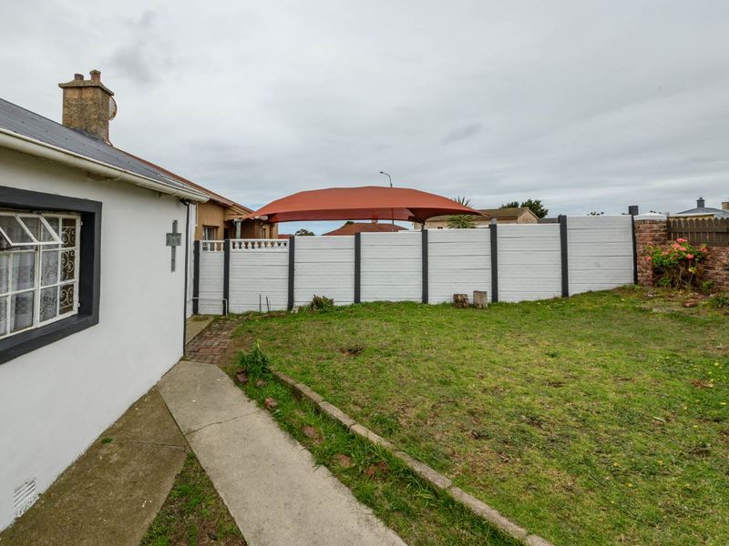 House For Sale in Kensington - Photo 5