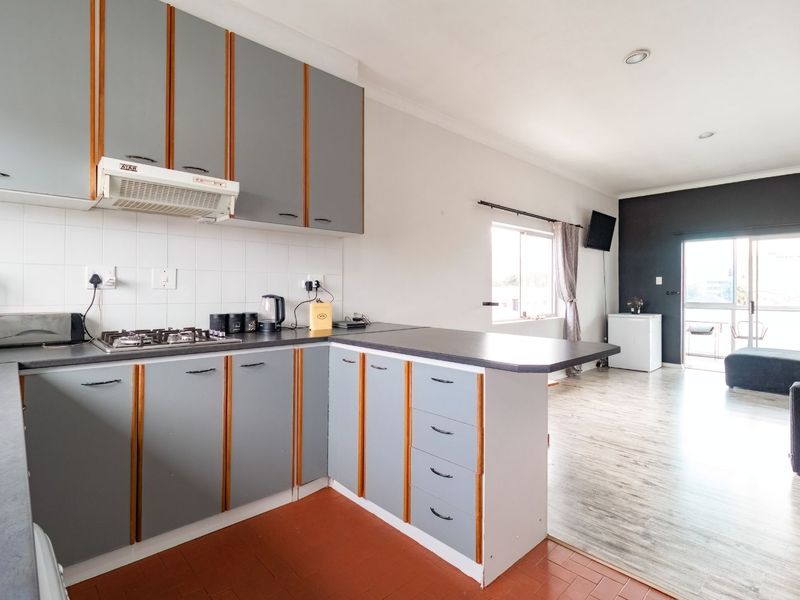 Apartment For Sale in Strand Central - Photo 9