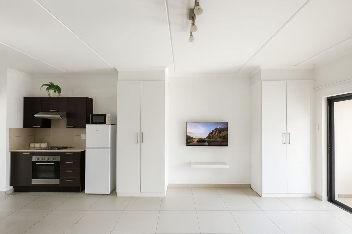 Apartment For Sale in Dainfern - Photo 2