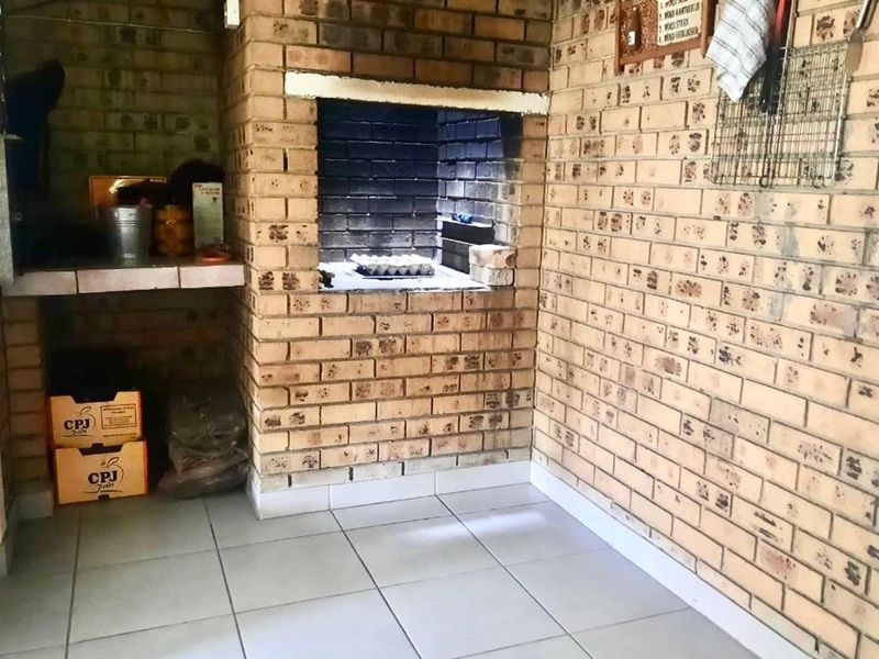 House For Sale in Ermelo Central - Photo 10