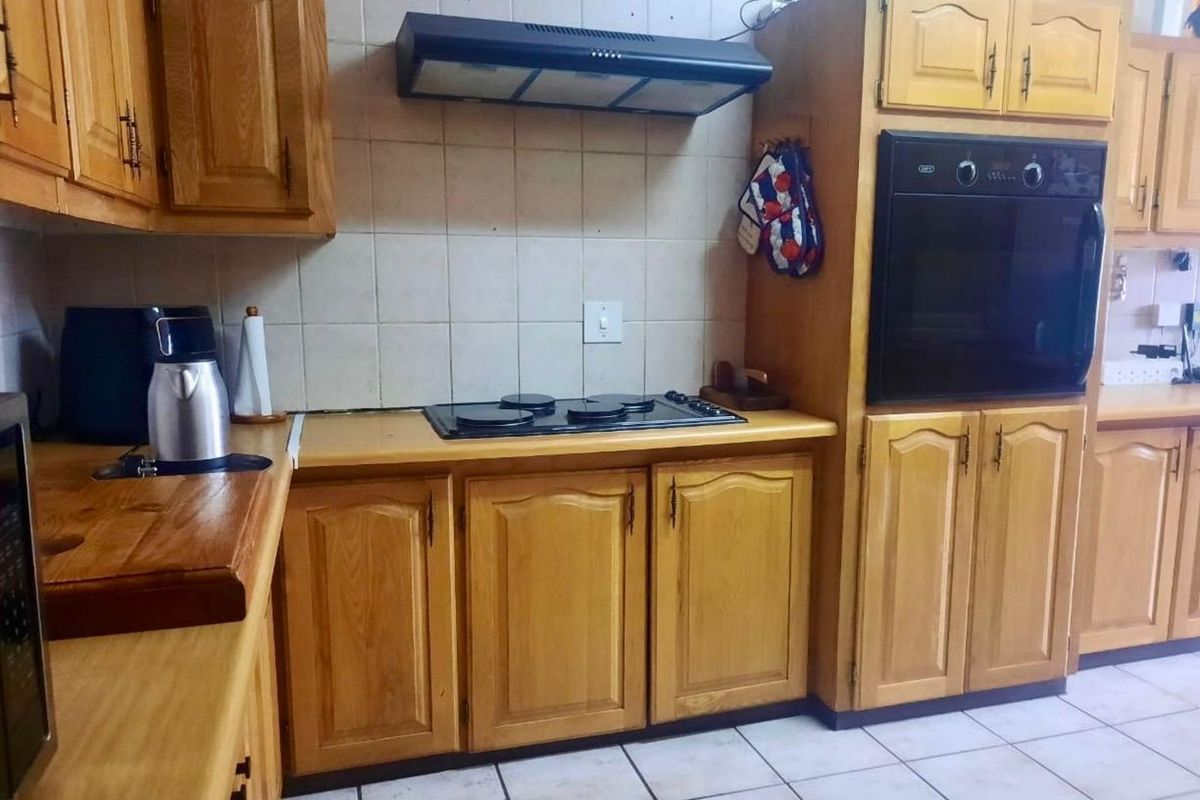 House For Sale in Ermelo Central - Photo 5