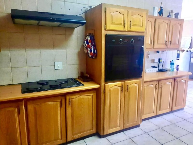 House For Sale in Ermelo Central - Photo 6