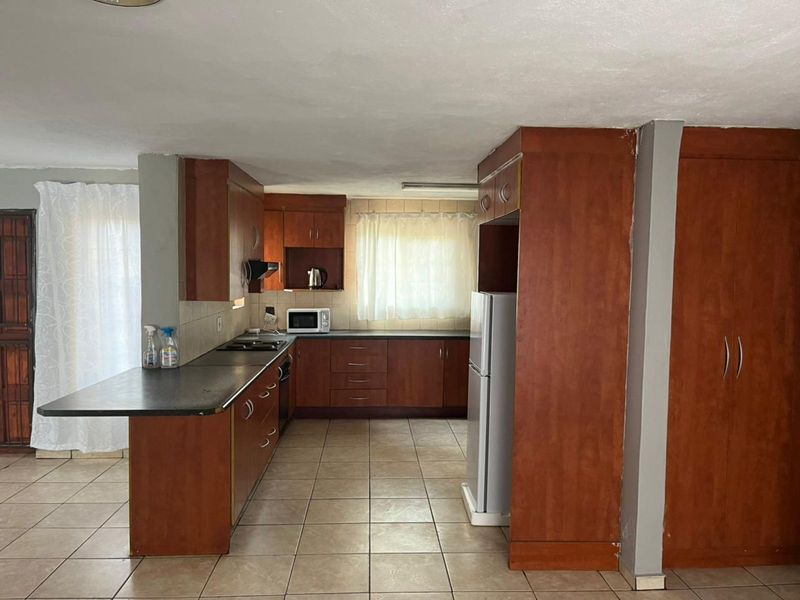 Apartment To Rent in Aloe Ridge - Photo 2