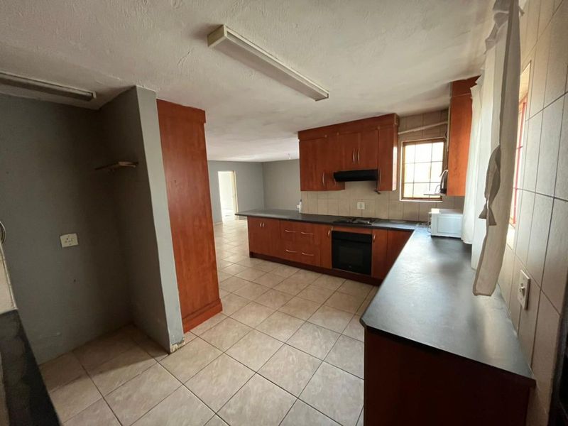 Apartment To Rent in Aloe Ridge - Photo 3