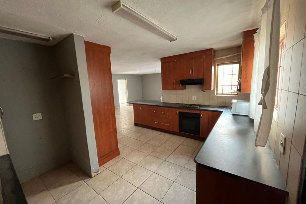 Apartment To Rent in Aloe Ridge - Photo 3