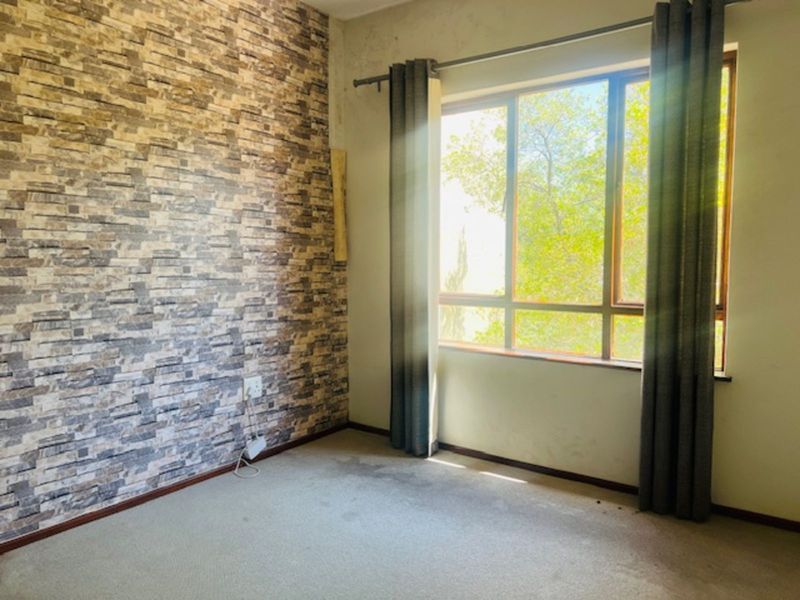 Apartment For Sale in Morningside - Photo 7