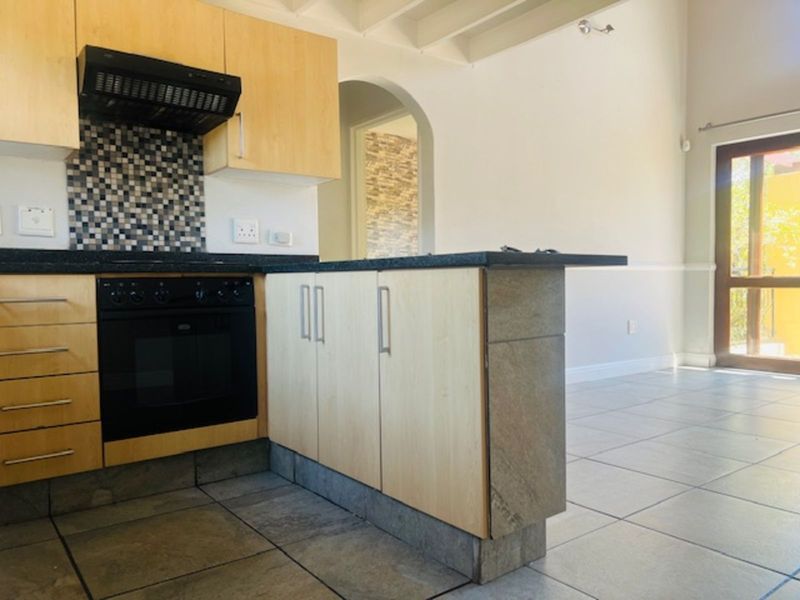 Apartment For Sale in Morningside - Photo 3