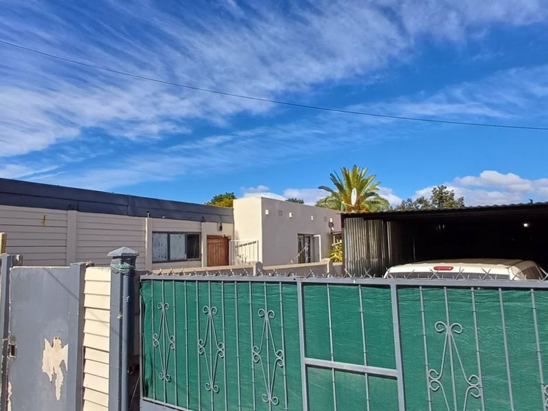 Retail For Sale in Oudtshoorn North - Photo 7