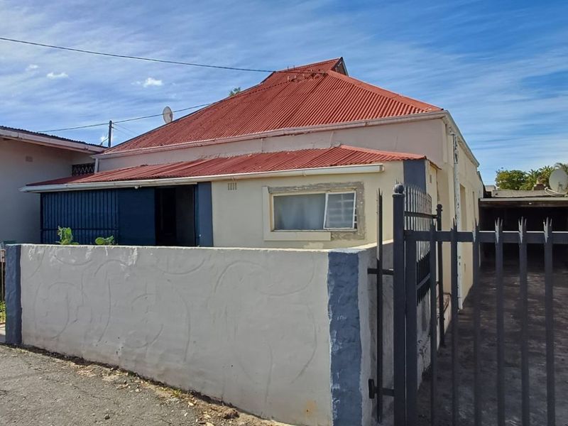 Retail For Sale in Oudtshoorn North - Photo 5