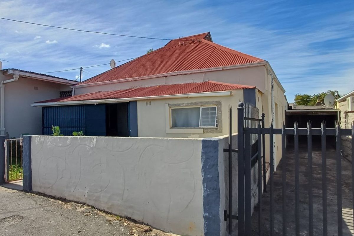 Retail For Sale in Oudtshoorn North - Photo 5