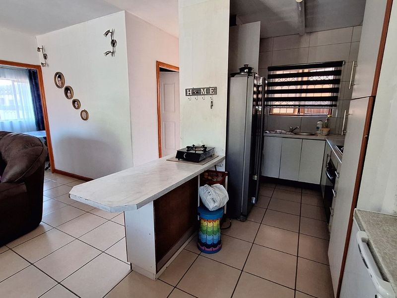 Apartment For Sale in Tongaat Central - Photo 6