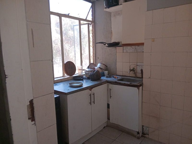 Apartment For Sale in Sunnyside - Photo 9