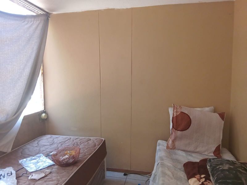 Apartment For Sale in Sunnyside - Photo 8