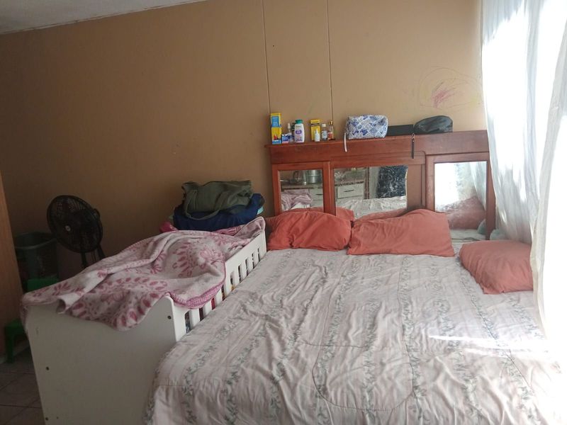 Apartment For Sale in Sunnyside - Photo 6