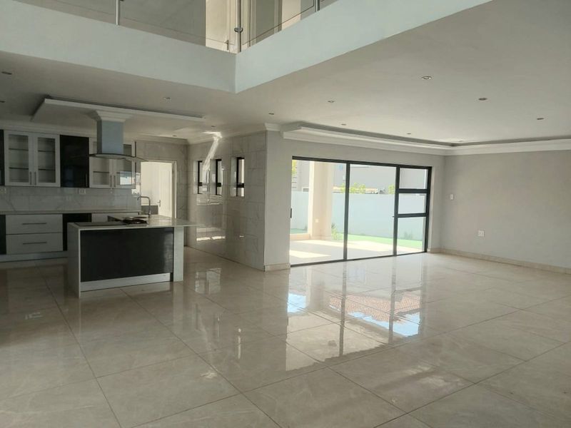 House For Sale in Savannah Country Estate - Photo 6