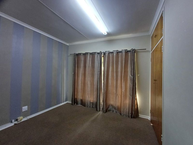 House For Sale in Flamwood - Photo 10