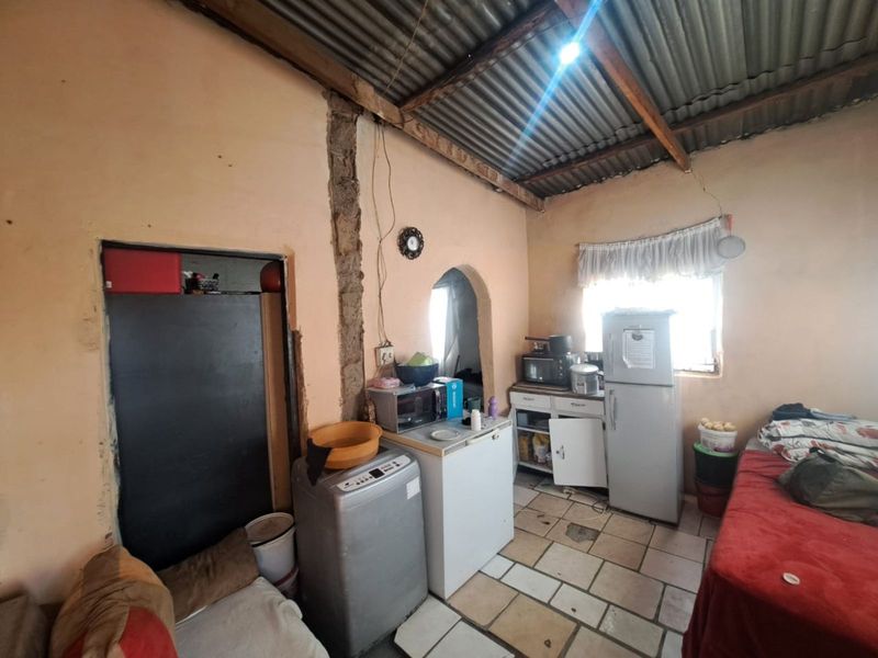 House For Sale in Mamelodi East - Photo 8