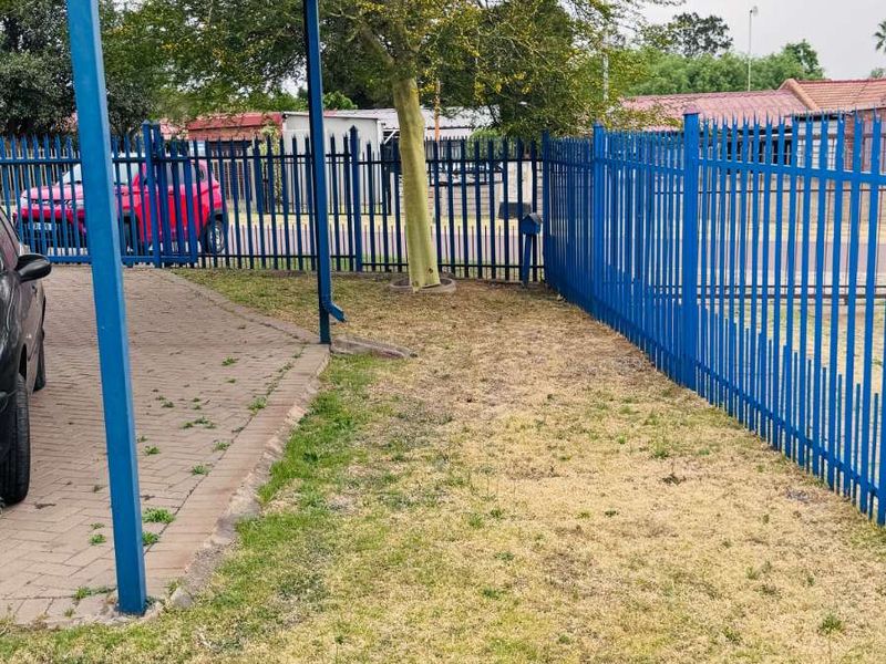 House For Sale in Reyno Ridge - Photo 3