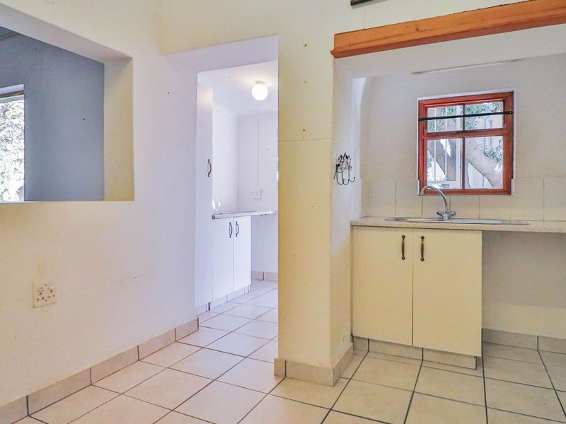 House For Sale in Montagu Central - Photo 6