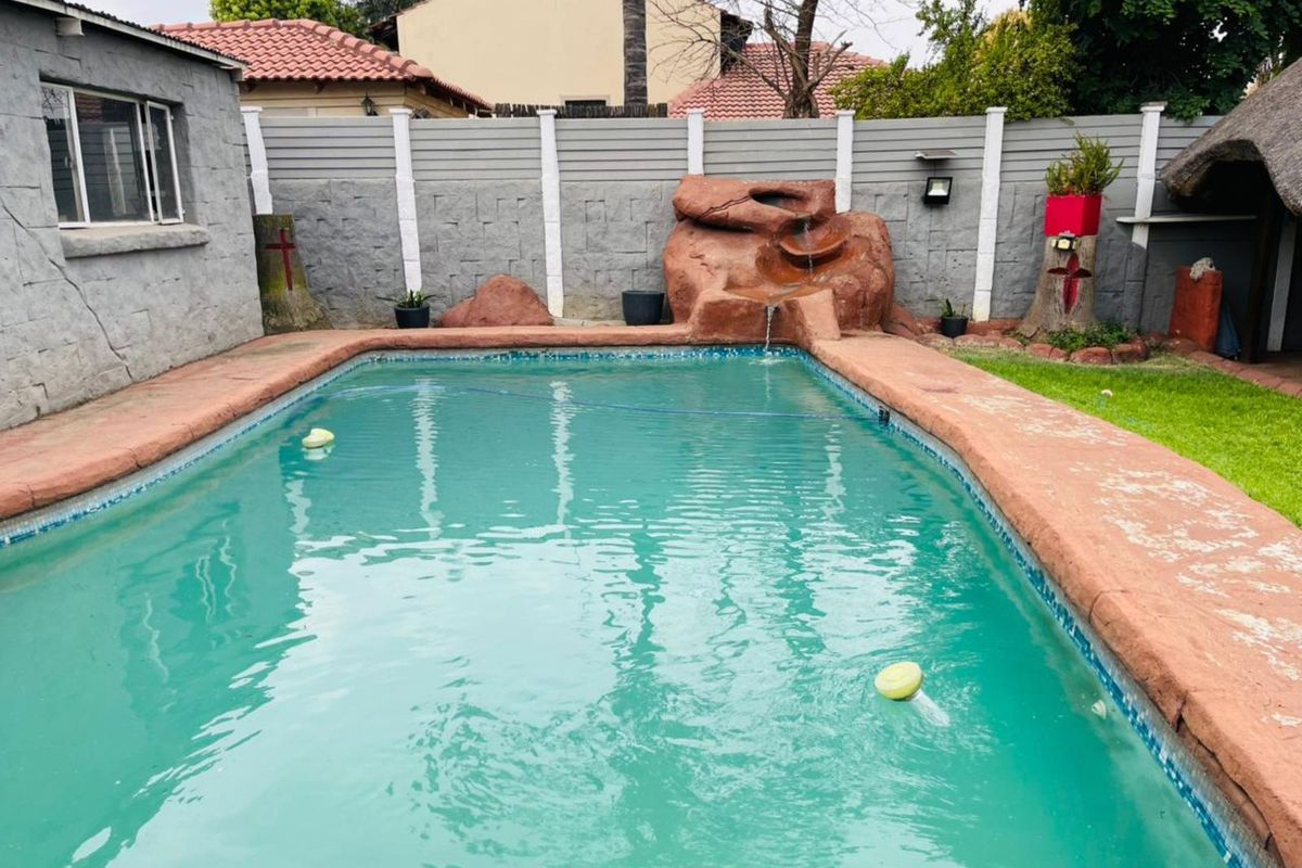 House For Sale in Danville - Photo 5