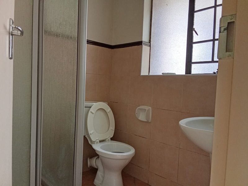 Apartment For Sale in Sagewood - Photo 7