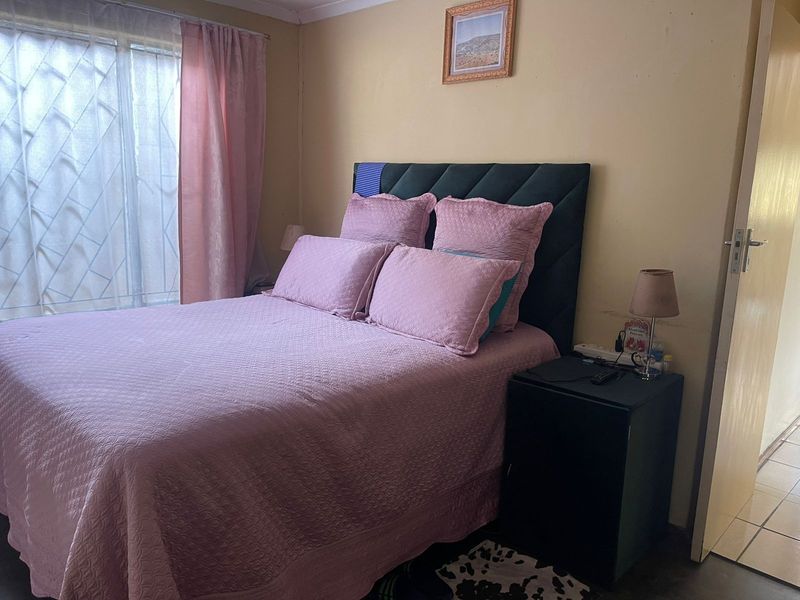 House For Sale in Danville - Photo 10