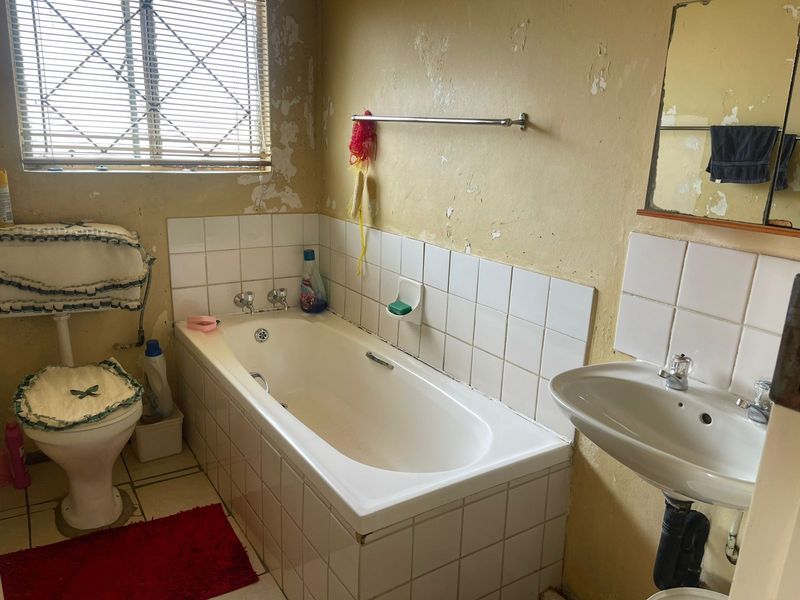 House For Sale in Danville - Photo 9