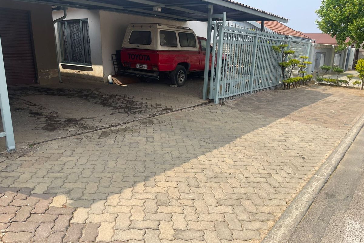 House For Sale in Danville - Photo 4