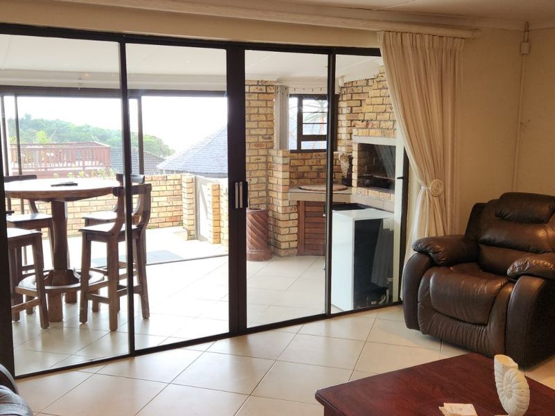 House For Sale in Cintsa West - Photo 9