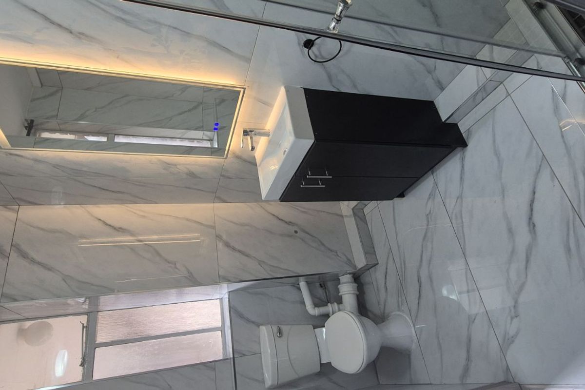 Apartment To Rent in Horizon View - Photo 5
