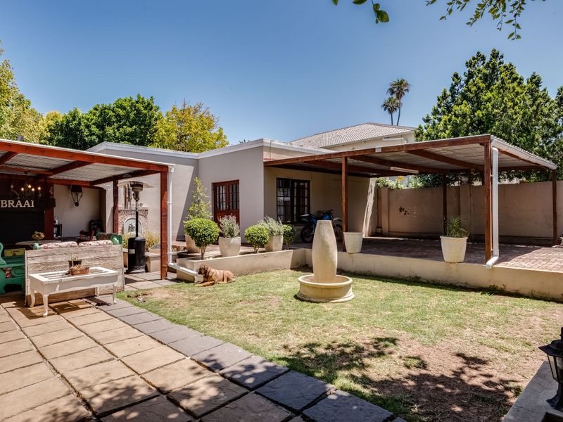 House For Sale in Mount Croix - Photo 2