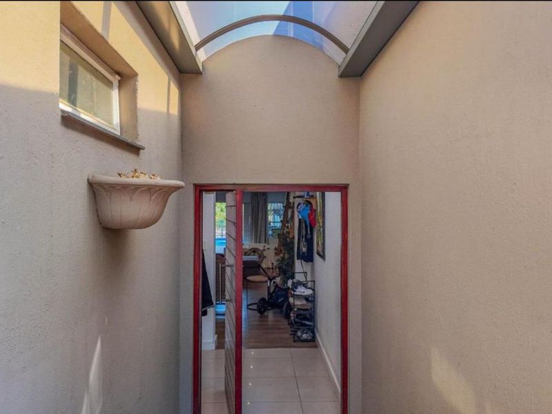 Townhouse For Sale in Atholl Gardens - Photo 3