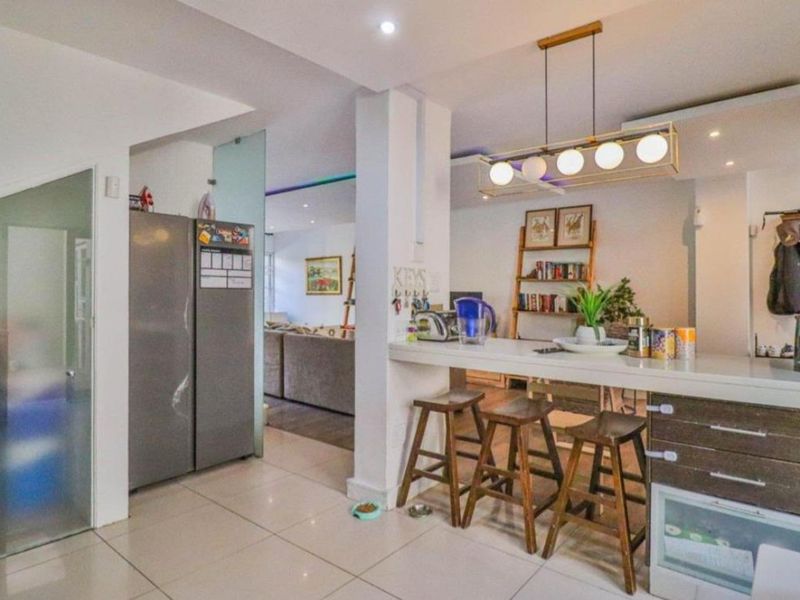 Townhouse For Sale in Atholl Gardens - Photo 4