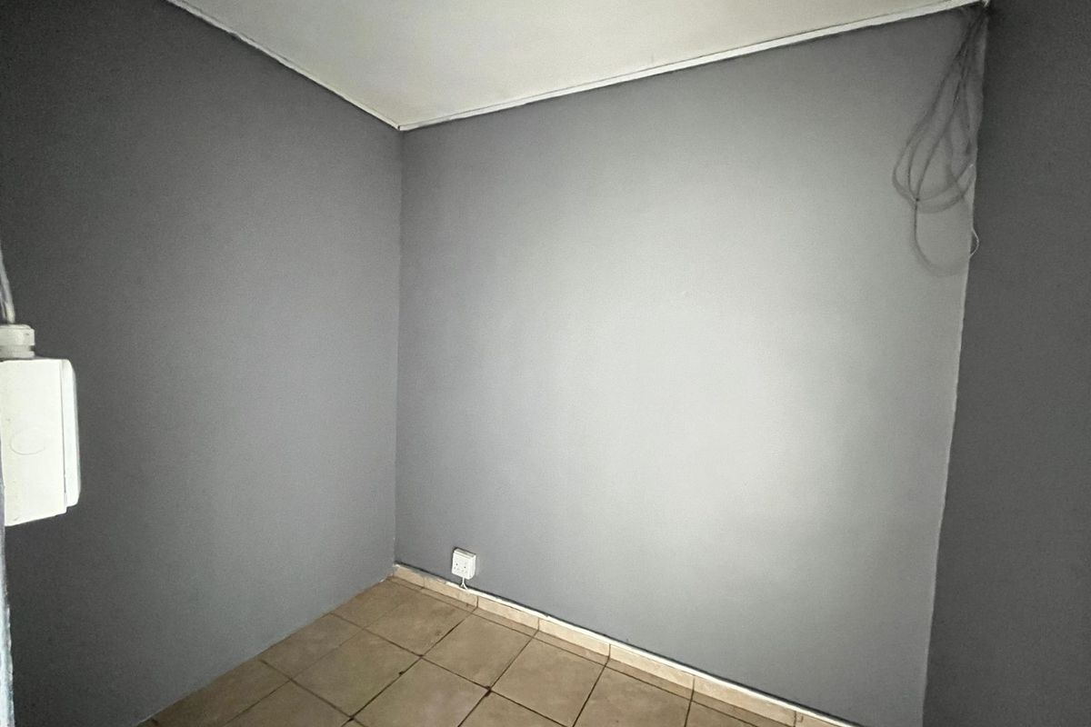 Business To Rent in Aloe Ridge - Photo 2