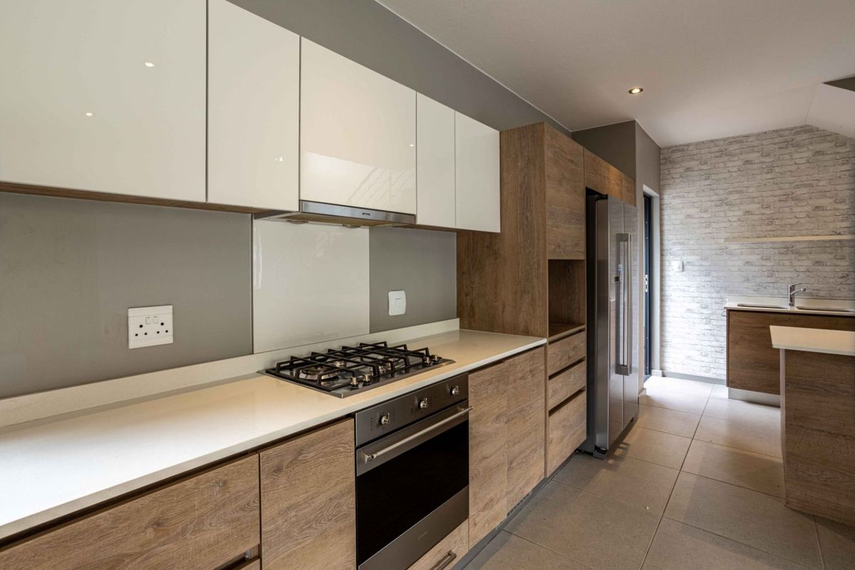 Townhouse For Sale in The Hills Game Reserve Estate - Photo 3